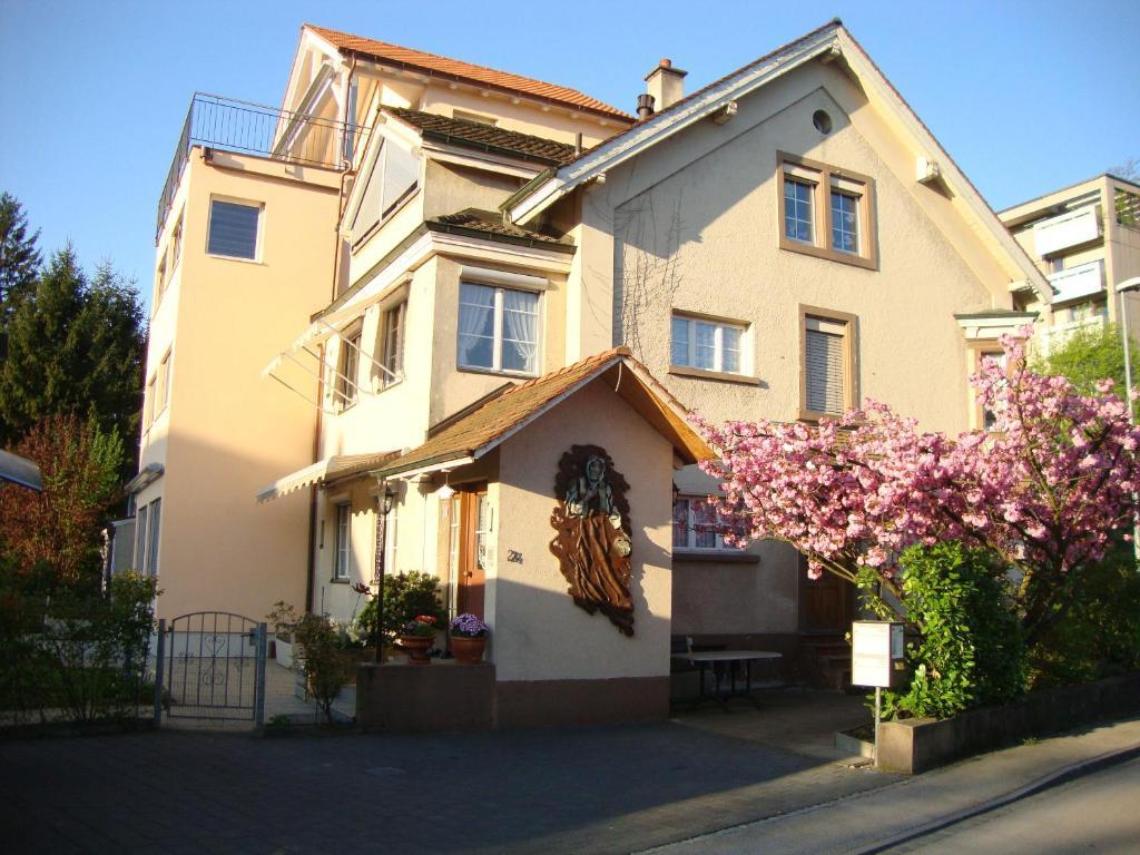 Niros Bed & Breakfast Birsfelden Εξωτερικό φωτογραφία