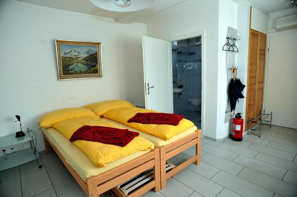 Niros Bed & Breakfast Birsfelden Δωμάτιο φωτογραφία