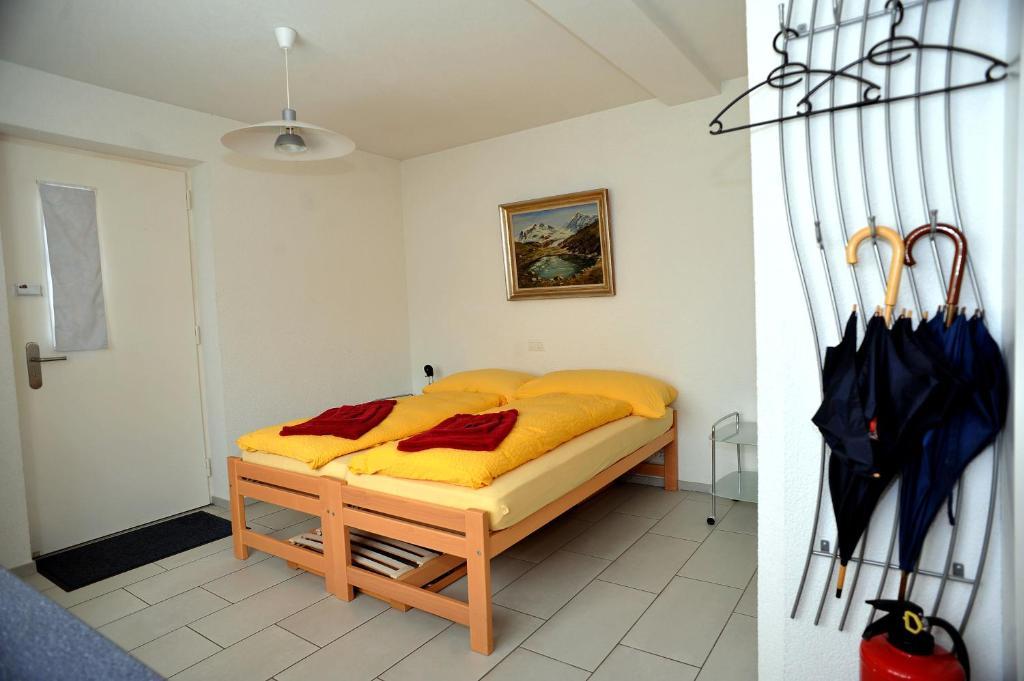 Niros Bed & Breakfast Birsfelden Δωμάτιο φωτογραφία