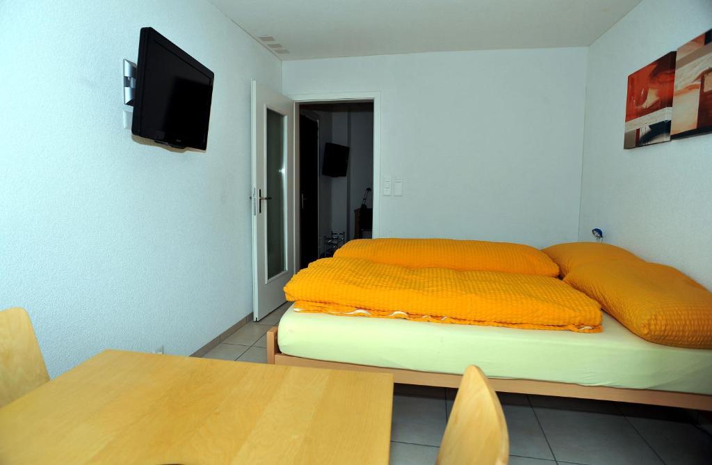 Niros Bed & Breakfast Birsfelden Δωμάτιο φωτογραφία