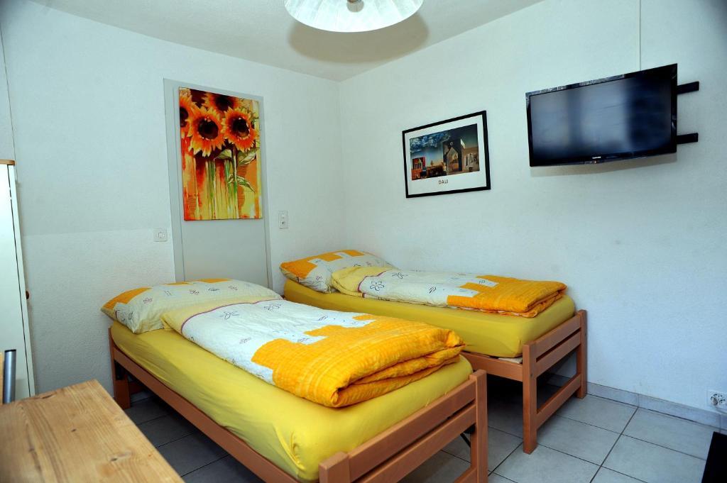 Niros Bed & Breakfast Birsfelden Δωμάτιο φωτογραφία