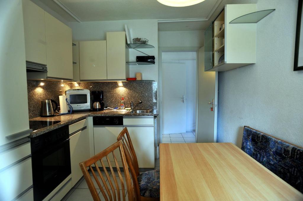 Niros Bed & Breakfast Birsfelden Δωμάτιο φωτογραφία