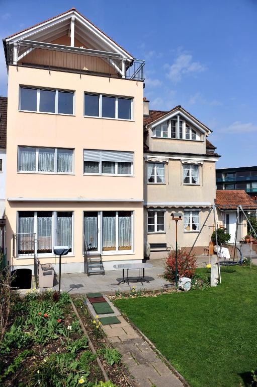 Niros Bed & Breakfast Birsfelden Εξωτερικό φωτογραφία