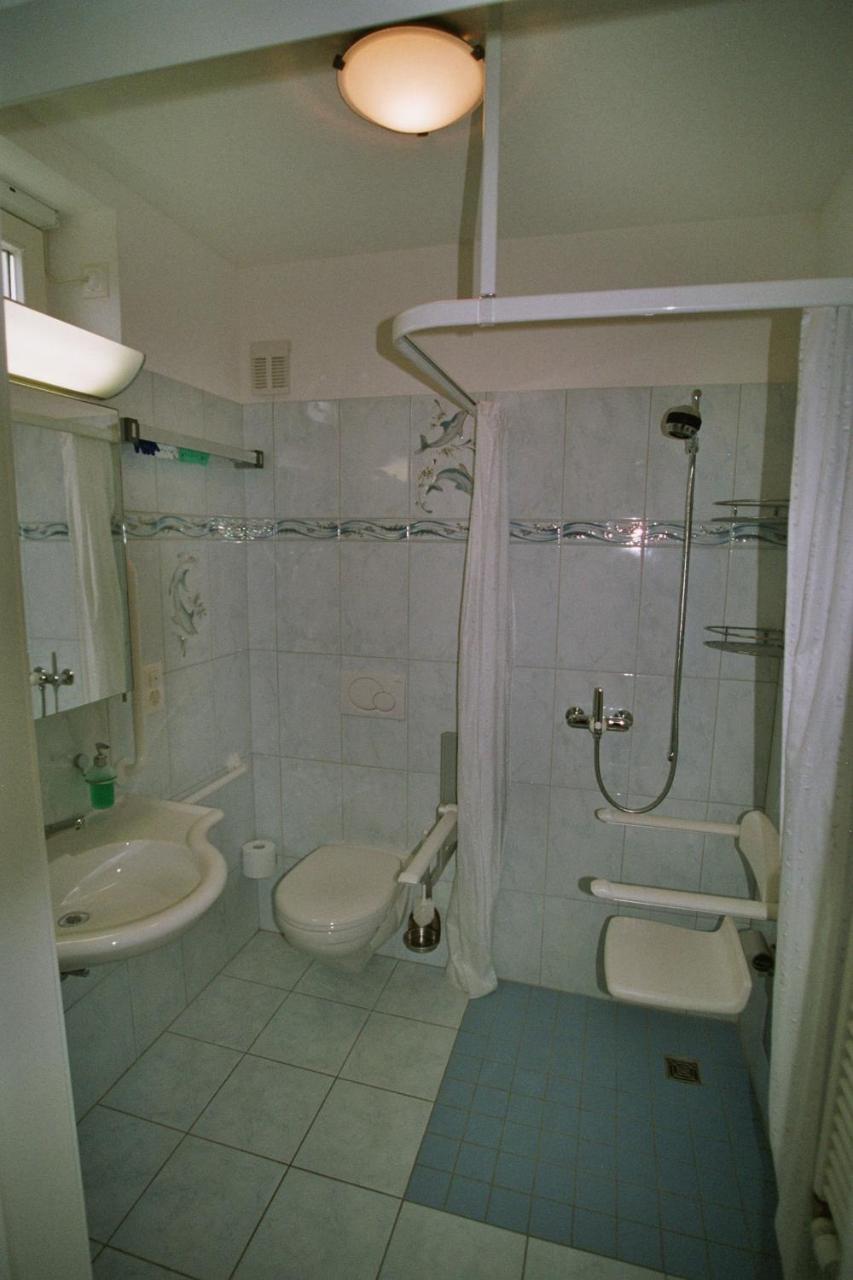 Niros Bed & Breakfast Birsfelden Εξωτερικό φωτογραφία